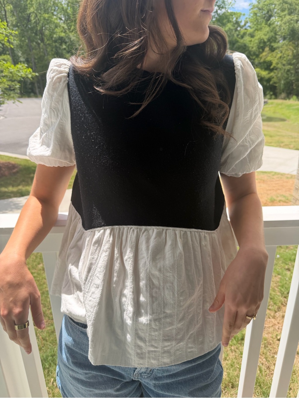 Lea & Viola Black Bodice White Puff-Sleeve Peplum Tunic Top